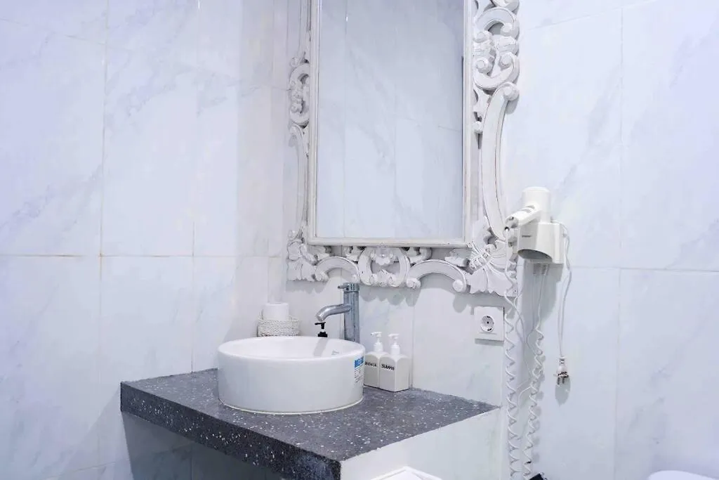 Villa Between Seminyak & Canggu 0*, 塞米亚克 印尼